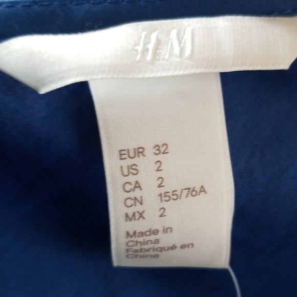 🚨 2 for $10 ❤Ruffle Top - Picture 3 of 3